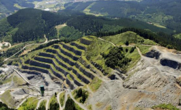 The main project objectives were the landscape integration of infrastructures, degraded soils recovery, undesirable views screening, soil erosion and control and the previous habitat recover…