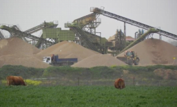The restoration of the gravel extraction area after the end of the exploitation by PREBETONG ÁRIDOS SLU.